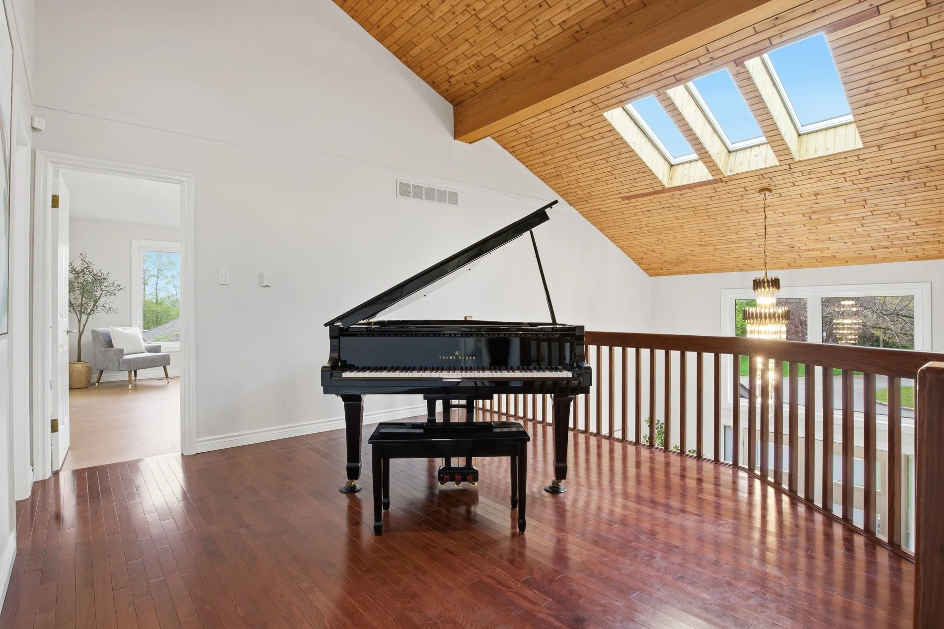 47_20 huntingdale pl- 038.jpg