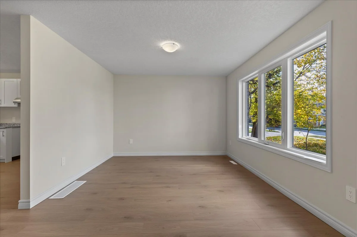 06-111 Second Ave Int-0363-Edit.jpg