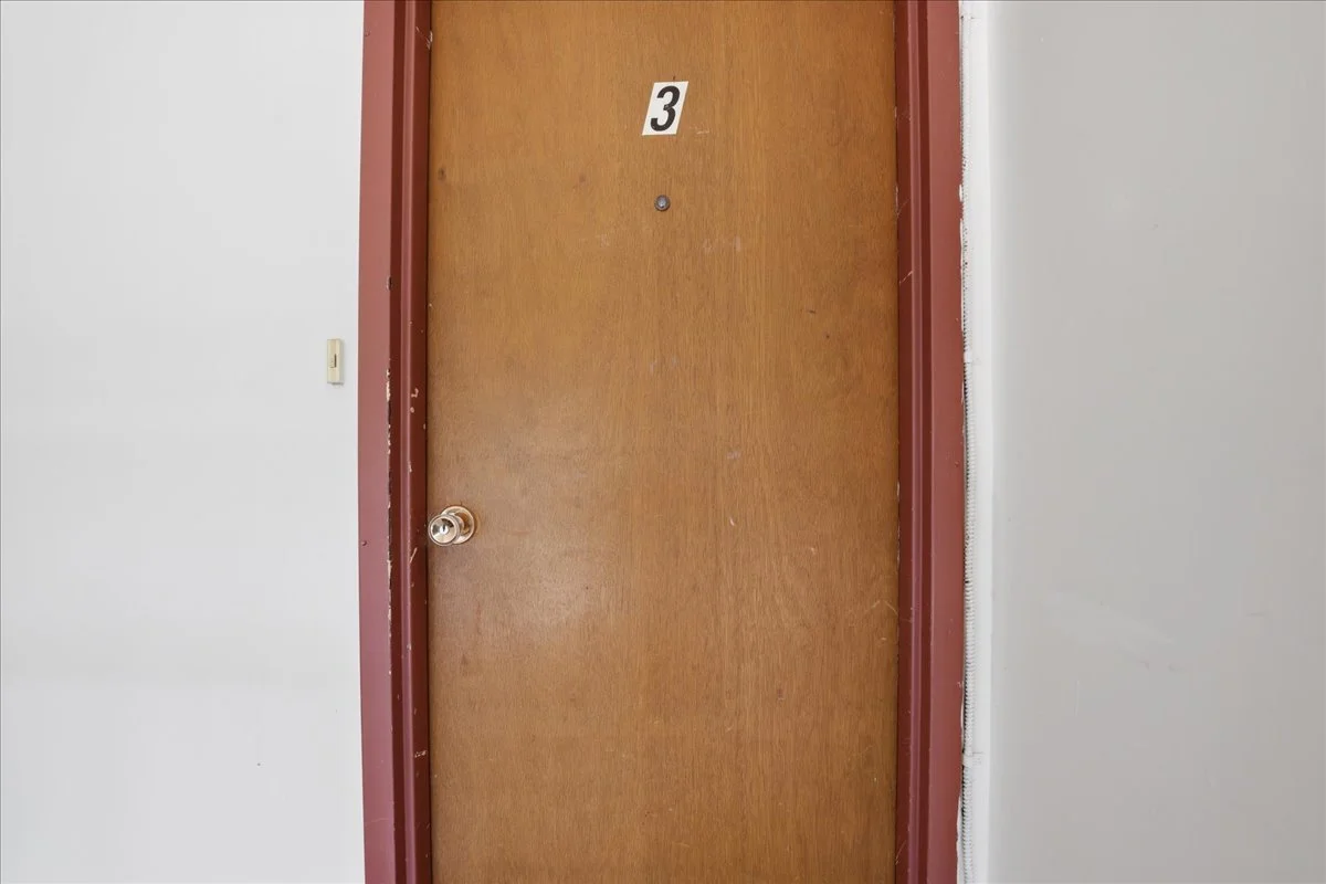 25-Unit 3 - upper level -0217.jpg