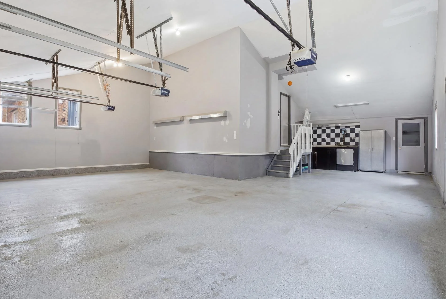 77_20 huntingdale pl- 065.jpg