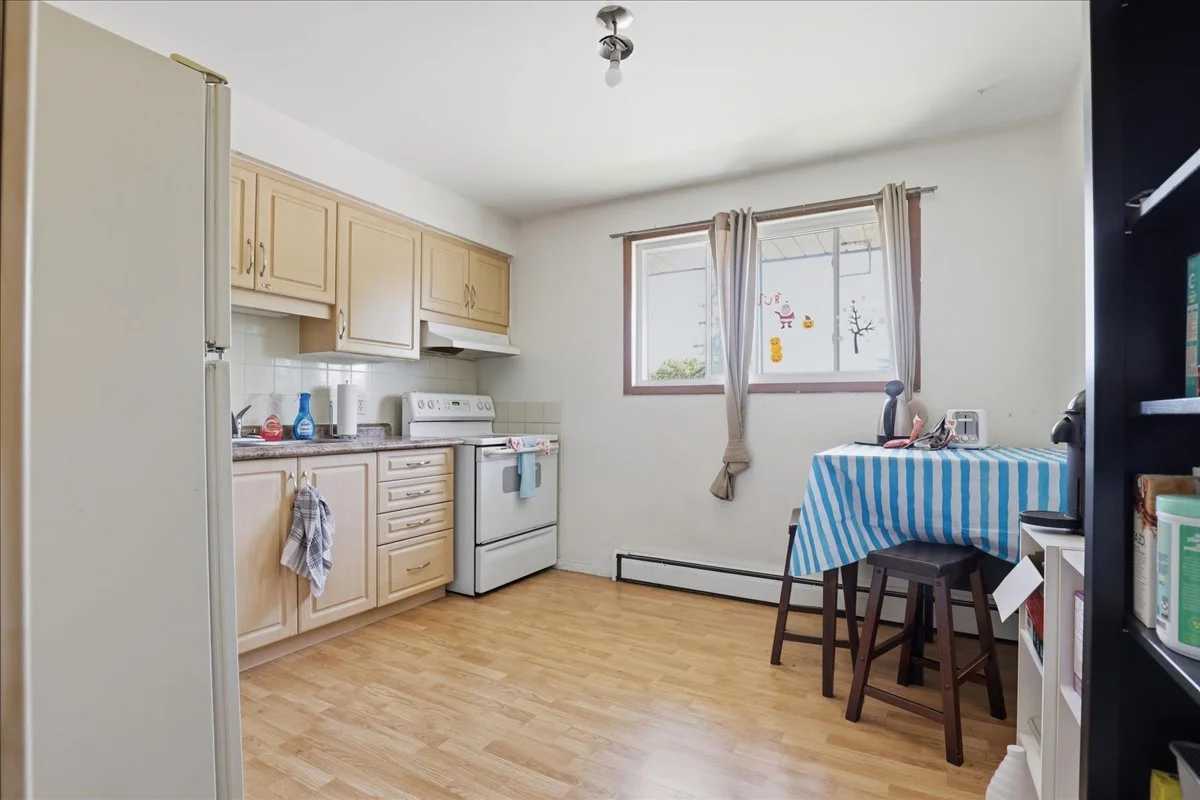 28-Unit 3 - upper level -0226.jpg