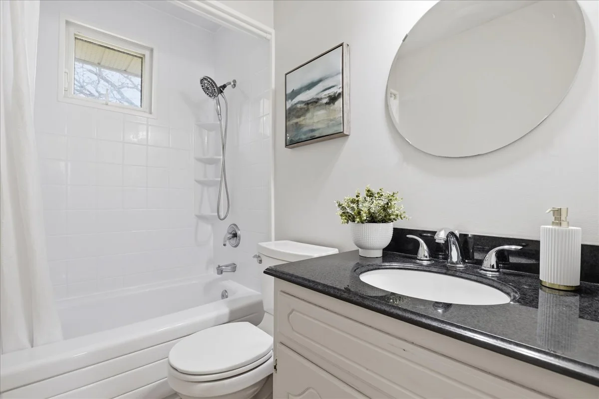 25-105 White Pine Cres 5G5A1336.jpg