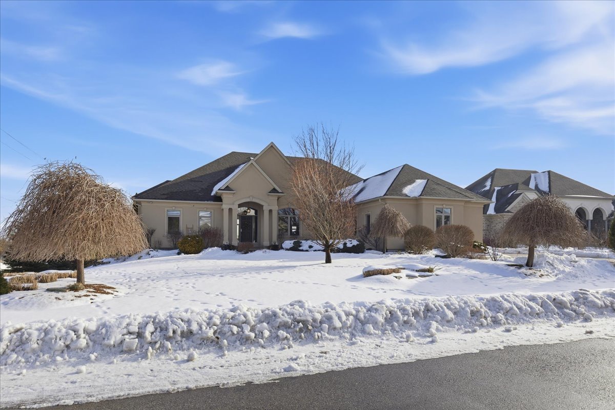 005-86 Canters Close EXT-0220.jpg