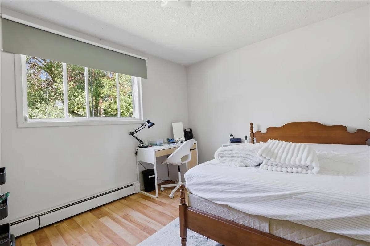 23-Unit 2 - middle level -0208.jpg