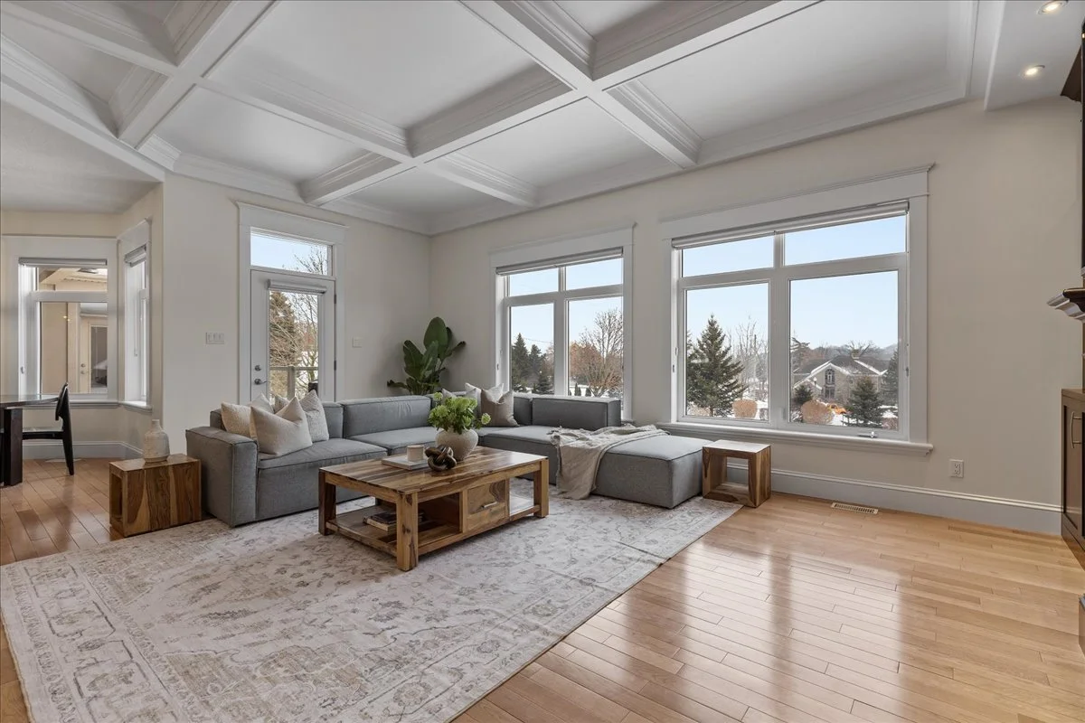 021-86 Canters Close Int-0051.jpg