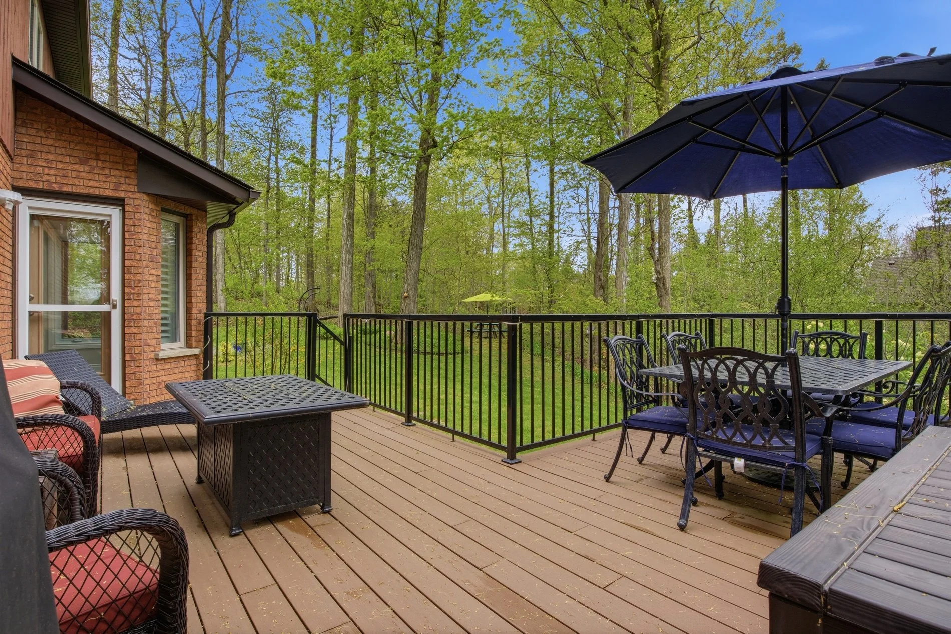 83_20 huntingdale pl- 071.jpg