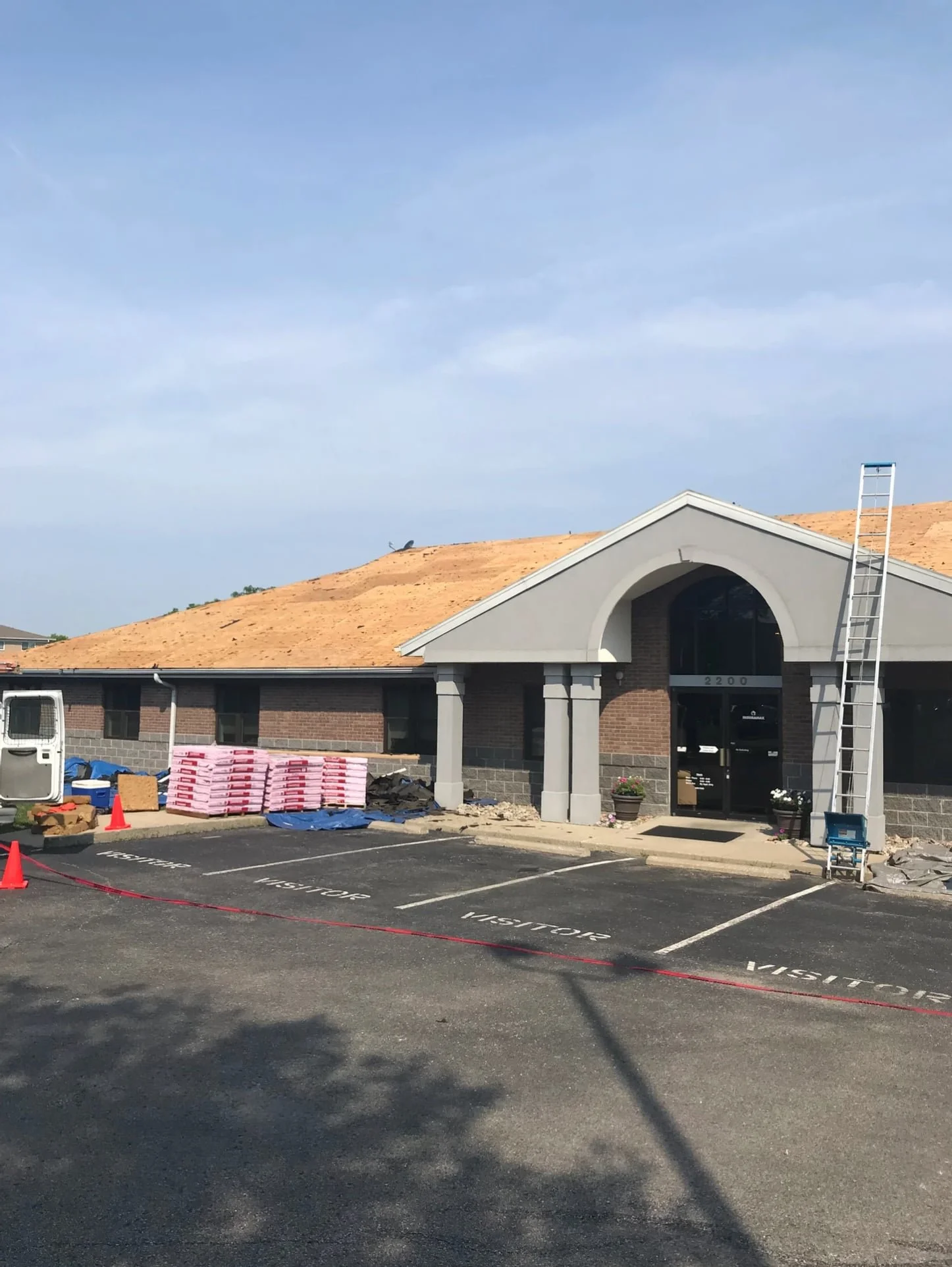 Local Louisville Roofer