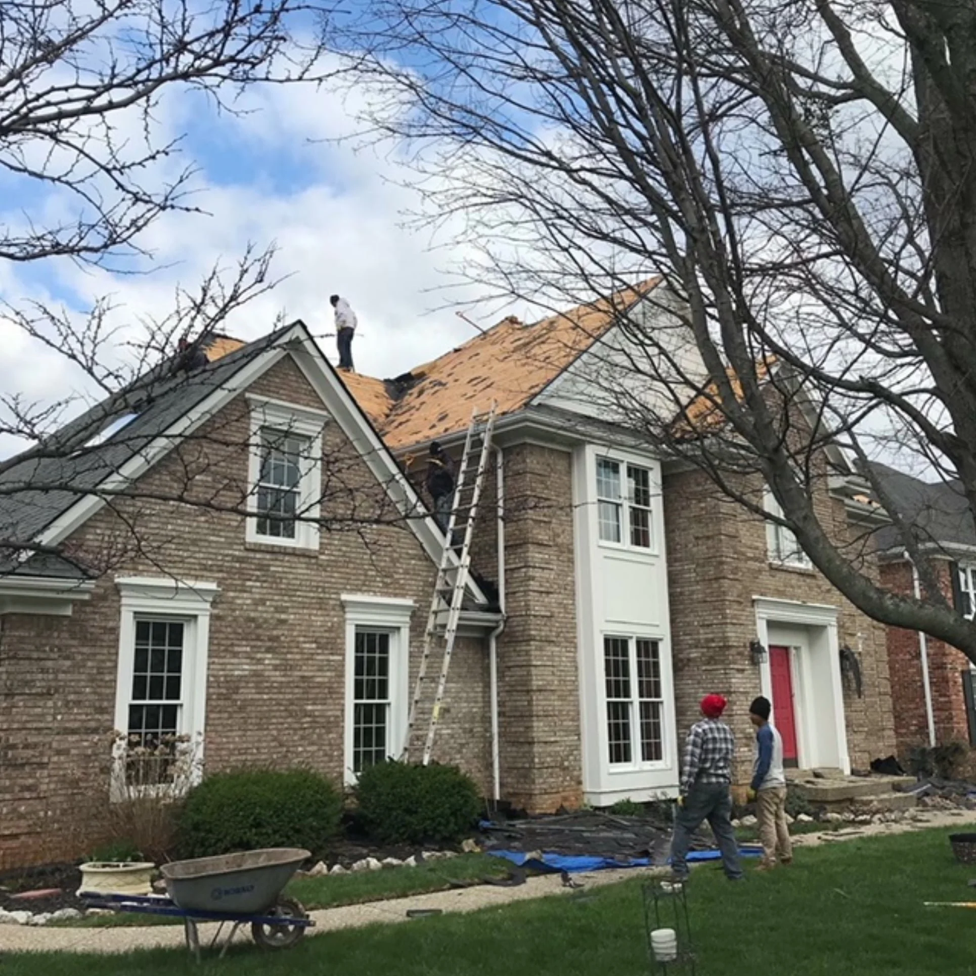 Our New Look roofing contractors were up and ready today. It's not even noon and our contractors have torn off almost all of this existing layer of shingle. Our next step will be to clean debris and start a layer of 15b lb felt paper. After the felt