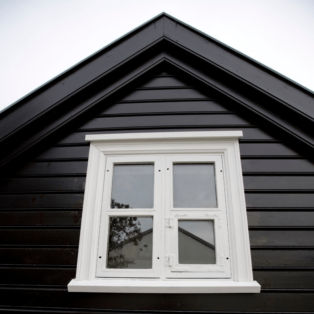 black color siding trends