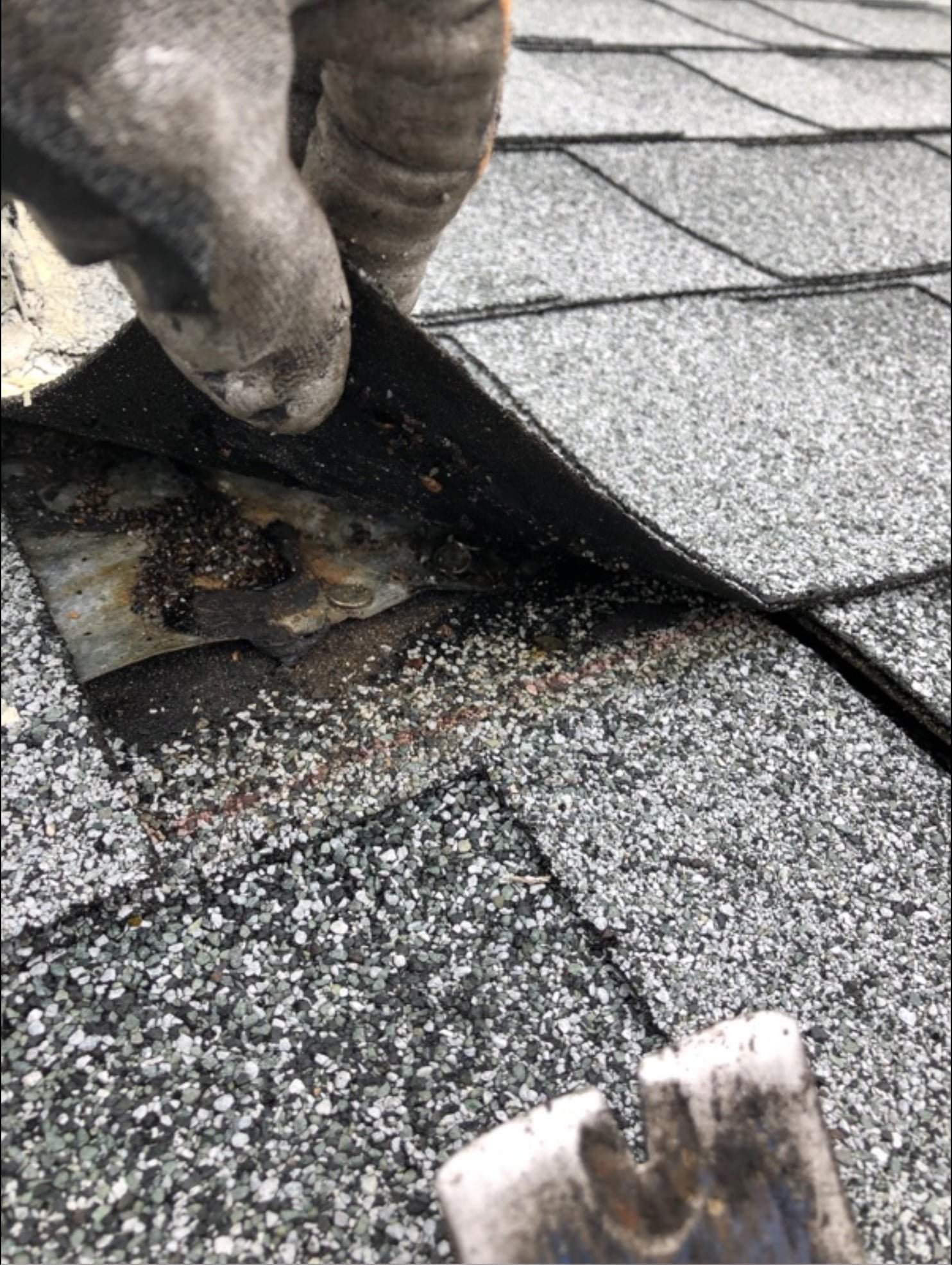 chimney flashing repaired by roofing contractor