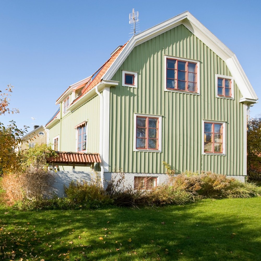 The soft green gives off a natural feeling while also including a pop of color. This color can often be found in many small towns or conservative areas.