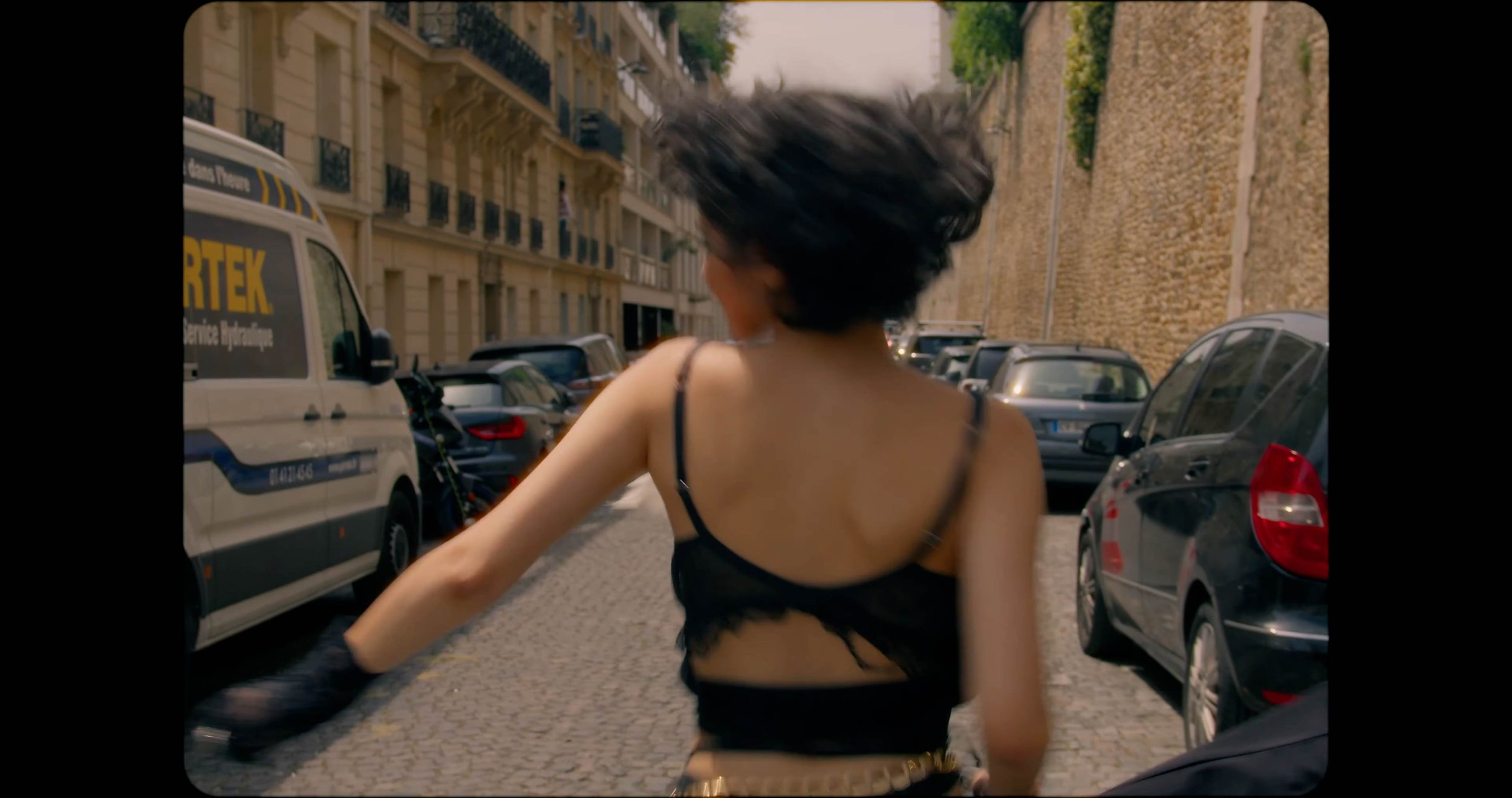 ANNA IN PARIS - Cinematographer, Daniel Byrne - Portfolio piece 0-36 screenshot.jpg