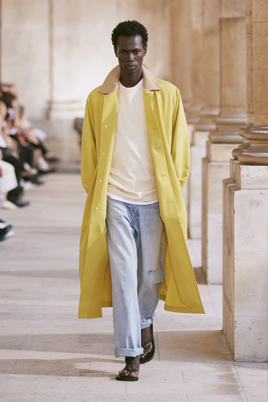https---hypebeast.com-image-2025-06-24-auralee-spring-summer-ss-2026-paris-fashion-week-runway-040.jpg