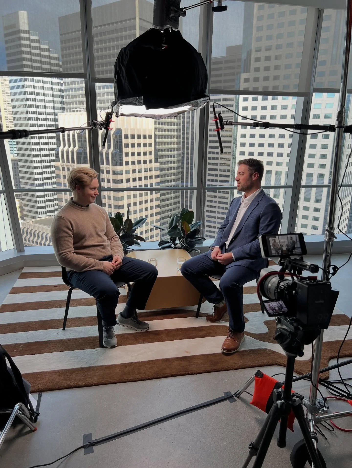 Crushing podcasts with @onelone_j 

#setlife #videoproduction #videography #sony #smallhd #smallrig #sonyfx6 #sonyfx3 #sonyfx30 #podcast #ai #aputure #rode #amaran #manfrotto #sachtler 
@sony @sonycine @amarancreators @aputure.lighting @manfrottoimag