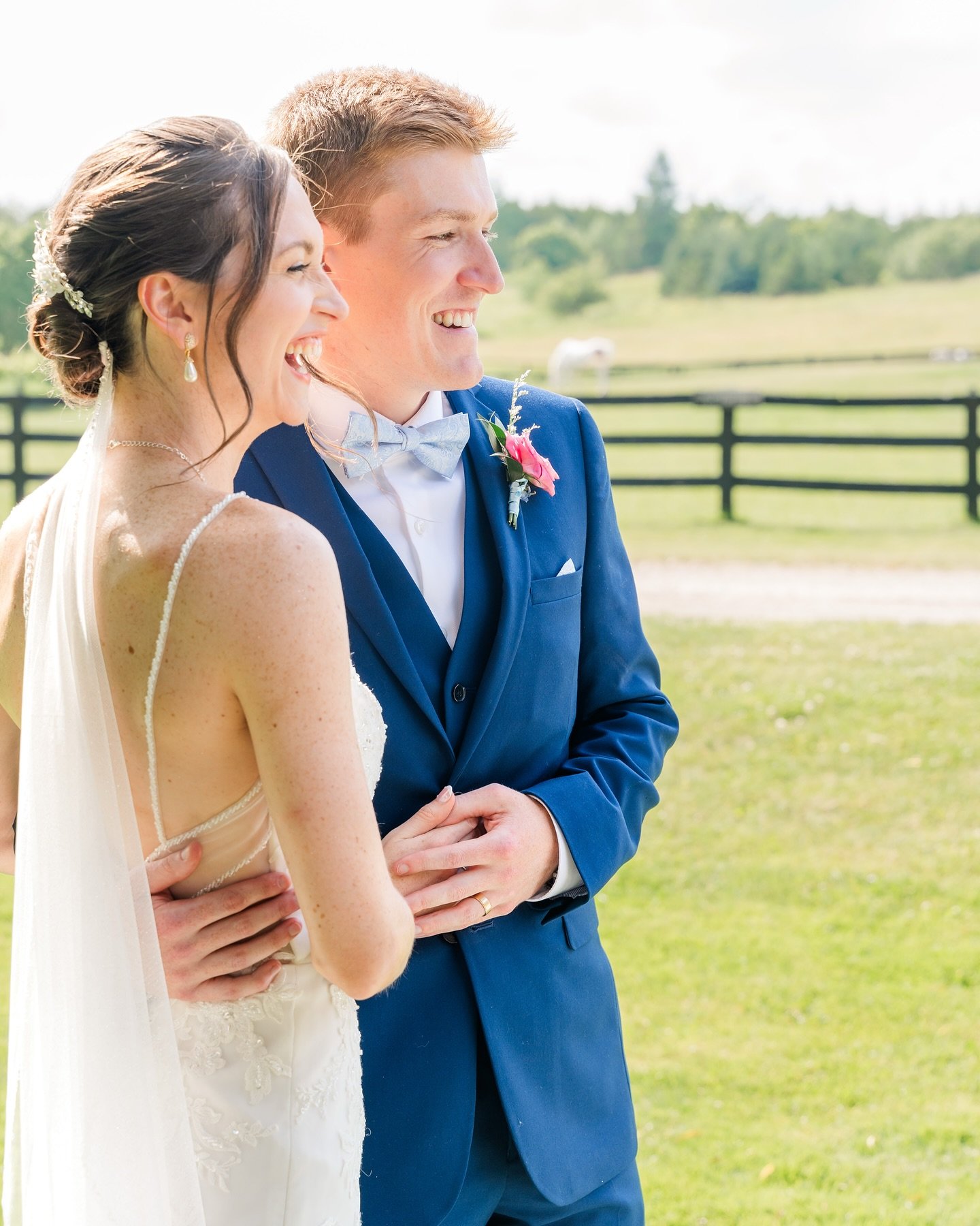 Some ceremonies just live rent free in your brain forever. This is truly what dreams are made of! 

Vendors: 
Dress: @morileeofficial @alliancebridalprom 
Florist: Adelaide Bliss
Ceremony Venue: @caledonvalleyestate
Reception Venue: @caledonvalleyest