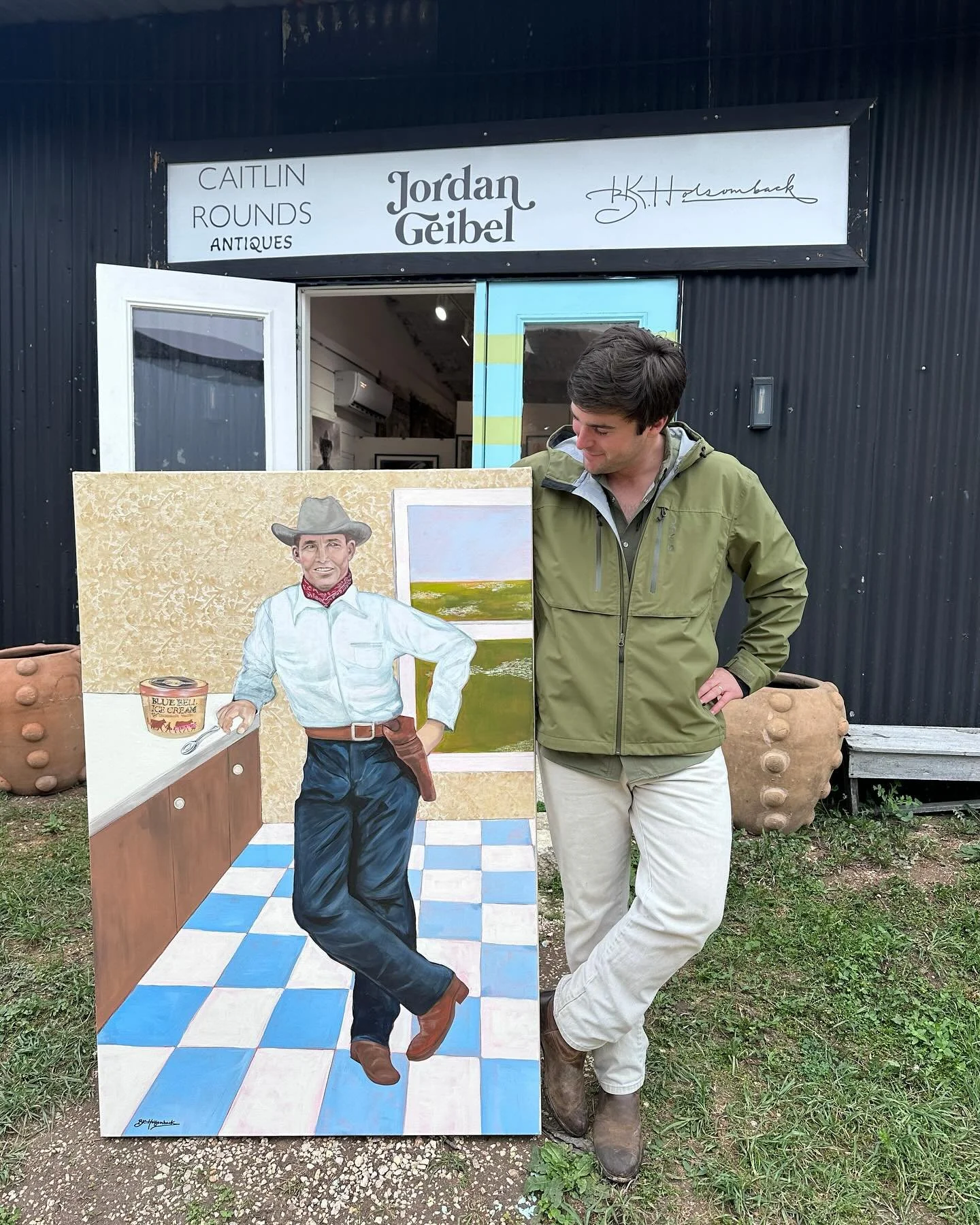 Appreciation post for my husband, my mom, and my dad who are ALL my art assistants when needed. It&rsquo;s the job nobody applied for but everyone got 🤷🏼&zwj;♀️I am extra lucky 🍀🍀🍀 Bye Round Top!!!! 

And a HUGE thank you to @jordangeibelcreativ