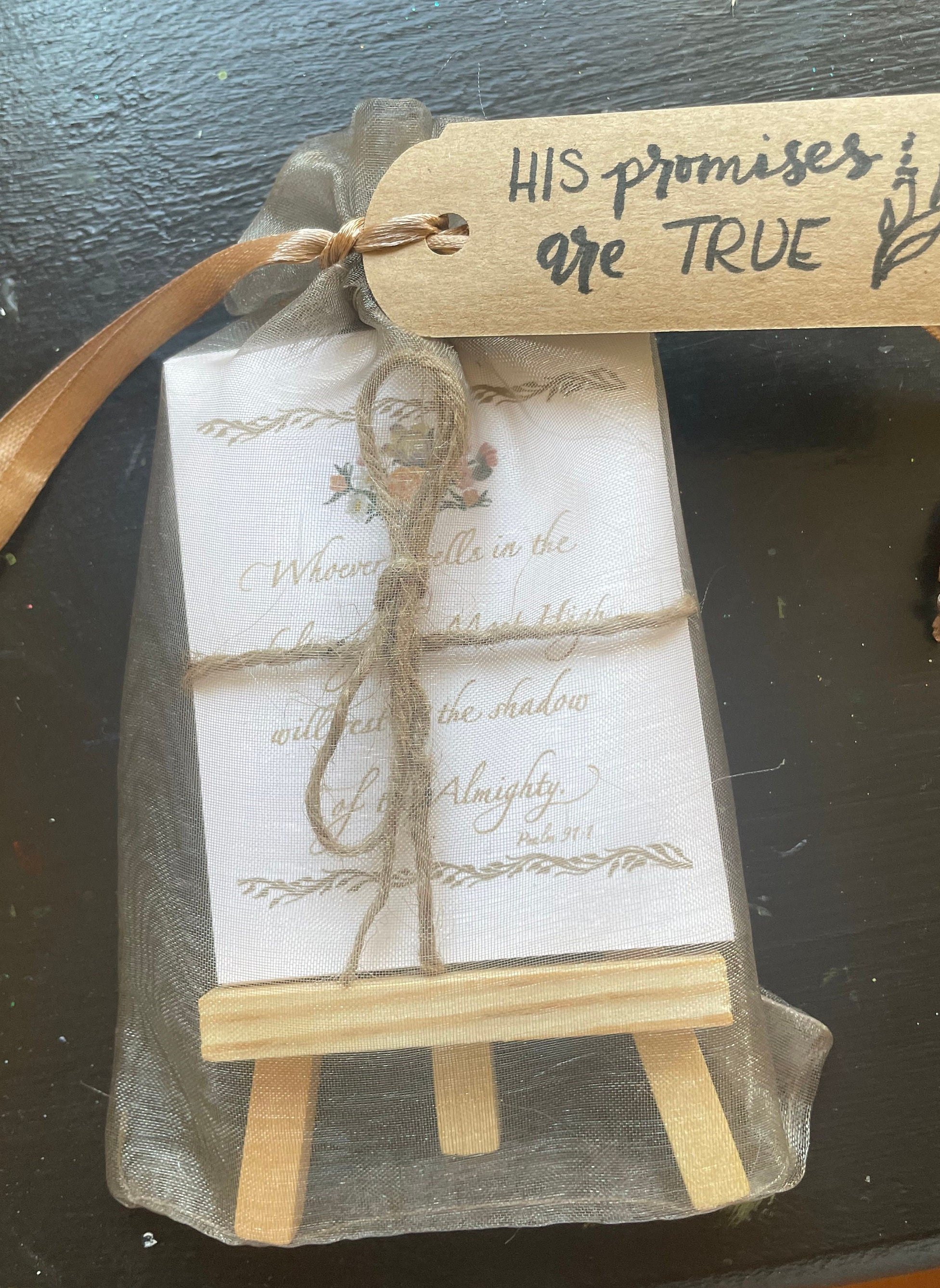 https://i.etsystatic.com/17548026/r/il/024843/3375929518/il_fullxfull.3375929518_tr94.jpg