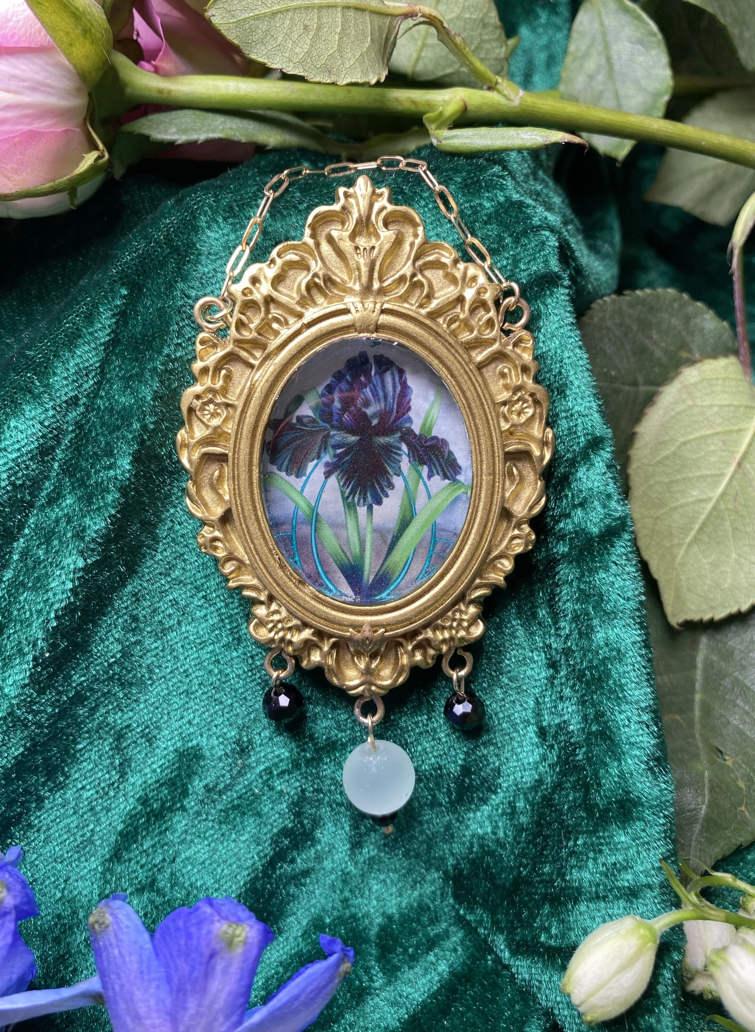 Raven Girl Wall Jewel