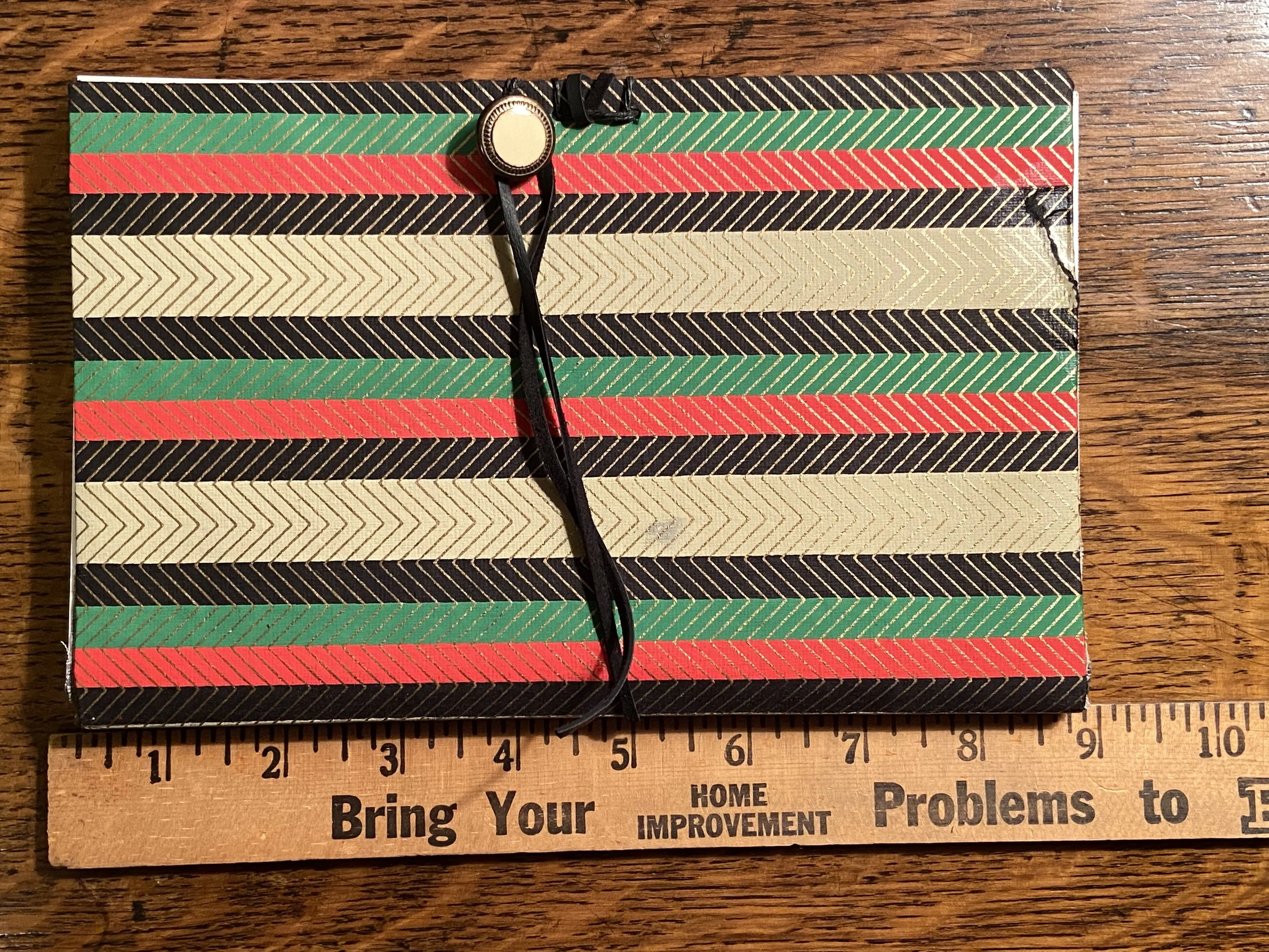 Slim journal
handmade paper cover, upscaled bookboard, antique metal button and deer skin closure