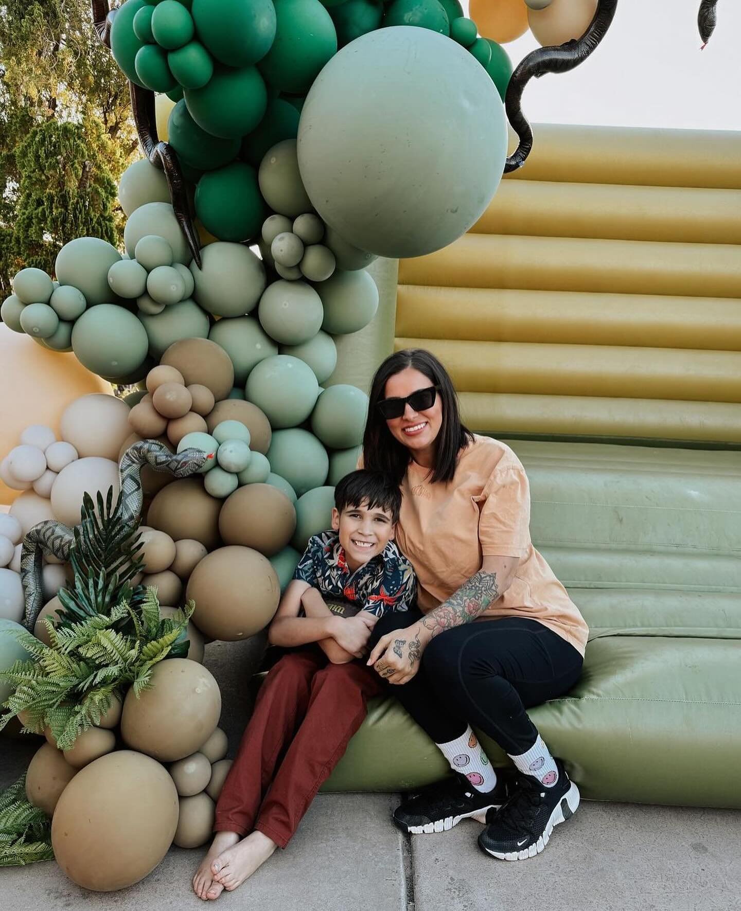 We love celebrating with @thegarciadiaries year after year, but this reptile party might be our favorite yet! 🐍 🤎

Olive Green Bouncer: @inflatefortyeight 
Balloons: @balloonsbymelissa 
Reptiles: @creature_kingdom_zoo