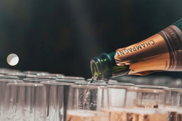 Gifts for the Champagne Enthusiast