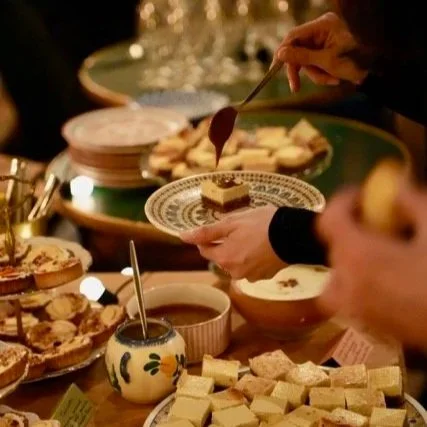 Un buffet de desserts pour 30 personnes