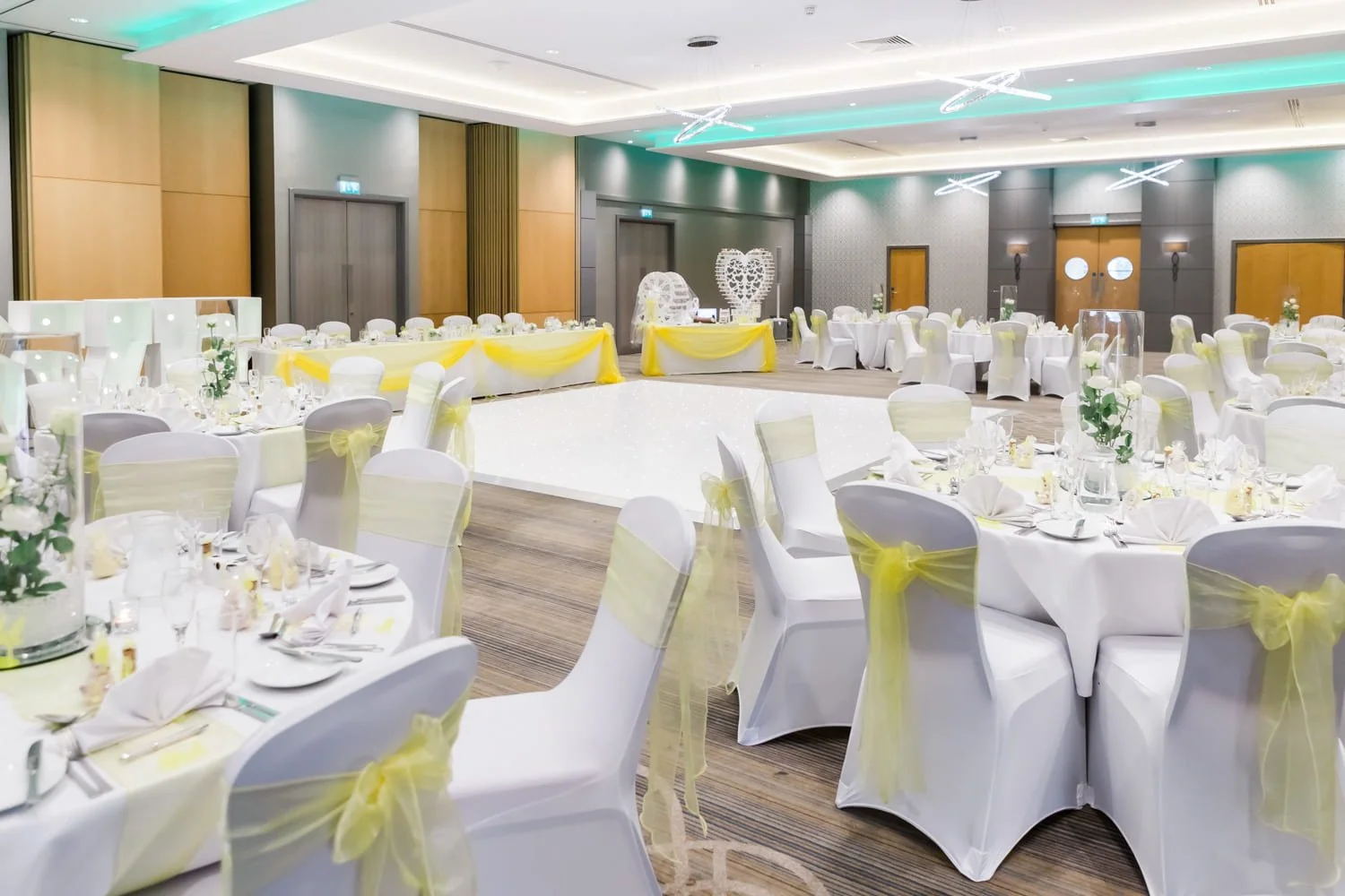 Wedding Venue Review: Potters Resorts Five Lakes