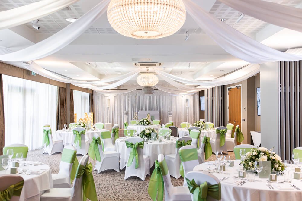 wedding breakfast at wivenhoe house