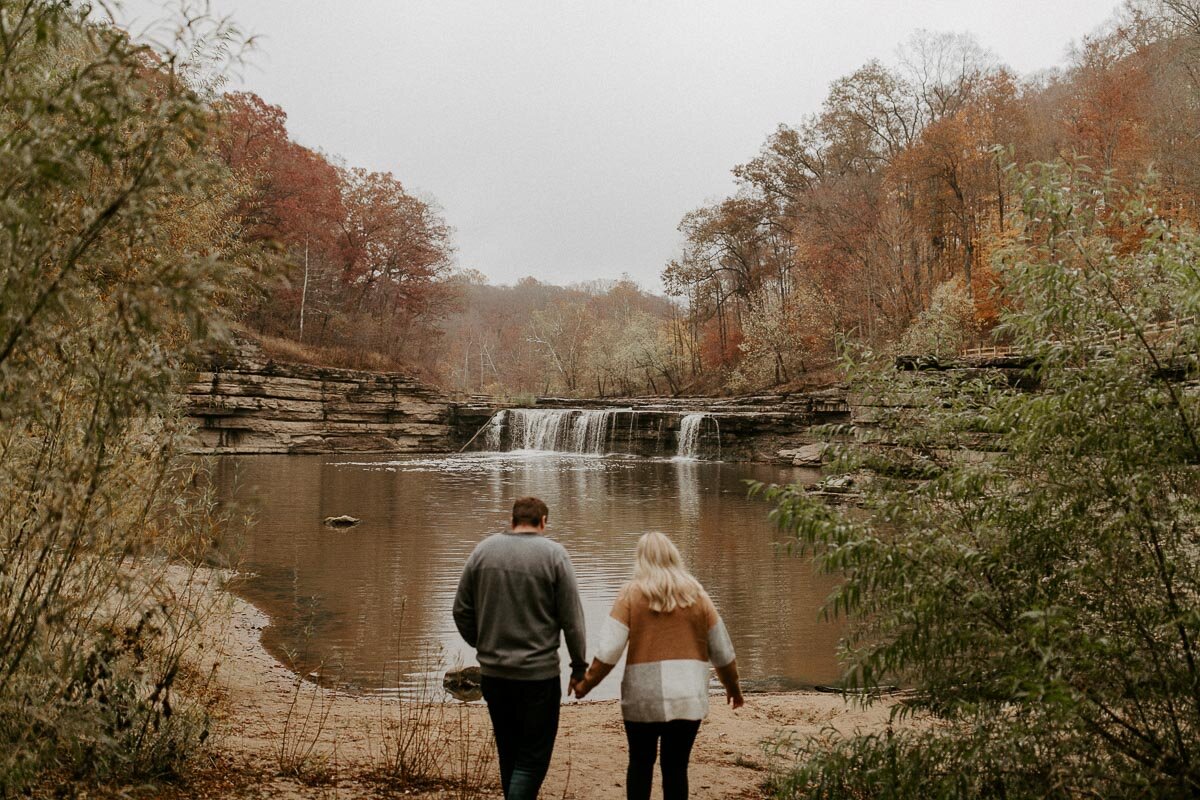 waterfall-autumn-engagement-session-8.jpg