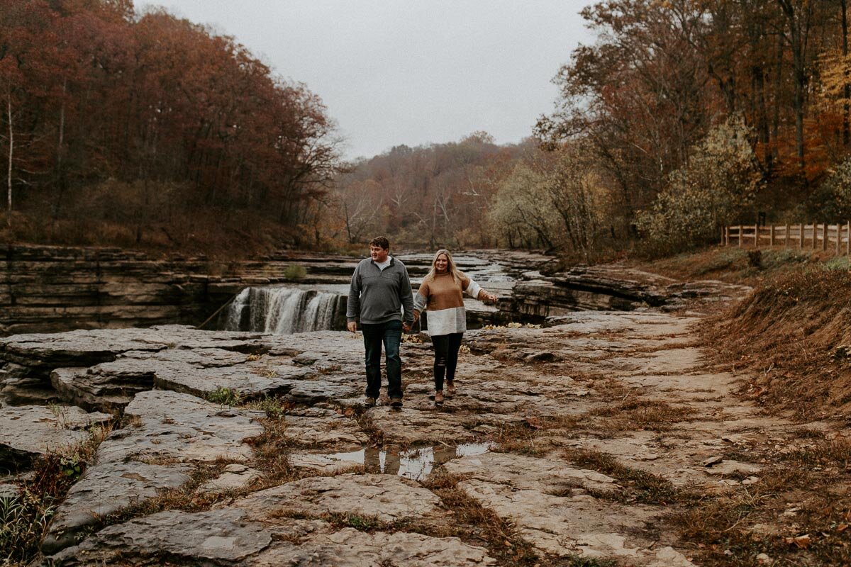 waterfall-autumn-engagement-session-4.jpg
