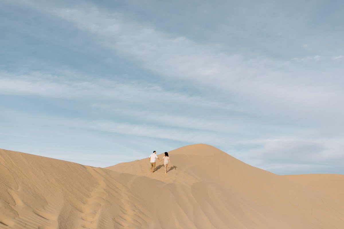 california-sand-dunes-engagement-16.jpg
