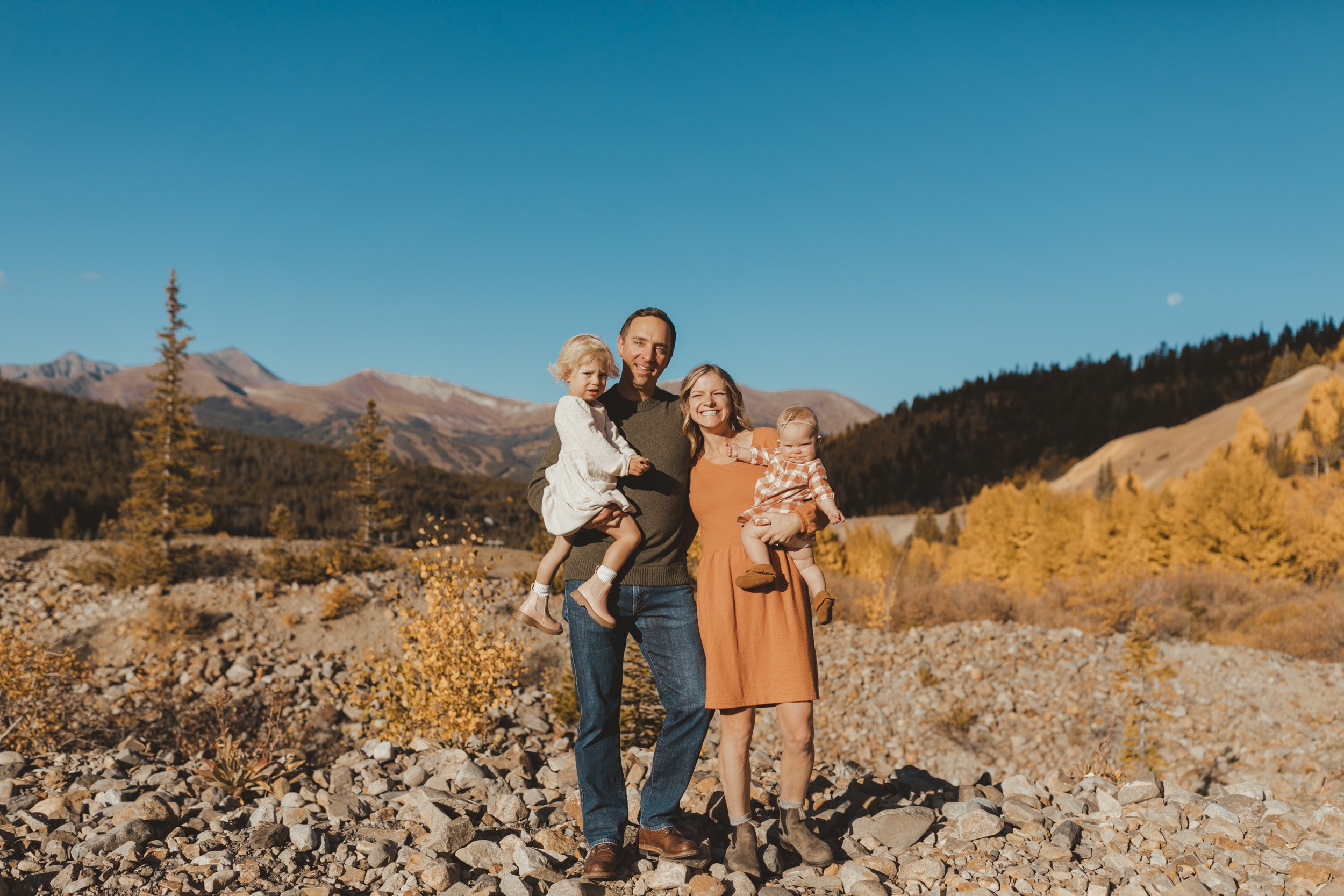 breckenridge-colorado-mountain-family-photoshoot-4.jpg