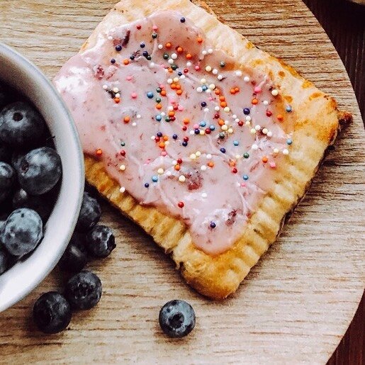 Homemade pop-tarts? Yes, please!

Recipe is up on my blog! 

#food #foodporn #foodie #instafood #foodphotography #foodstagram #yummy #instagood #love #recipe #foodblogger #recipe #like #delicious #homemade #healthyfood #photooftheday #picoftheday #di
