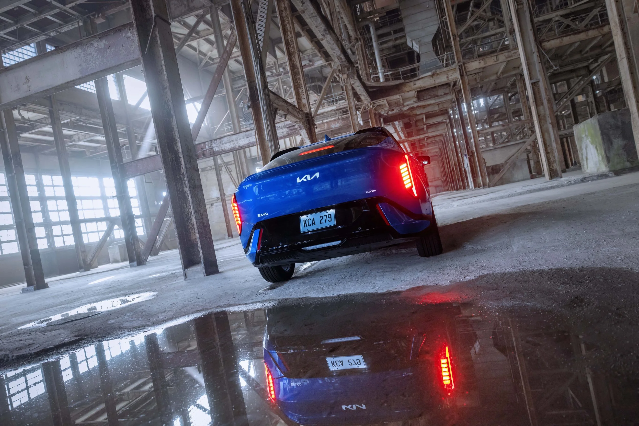 KIA_9219_rev.jpg