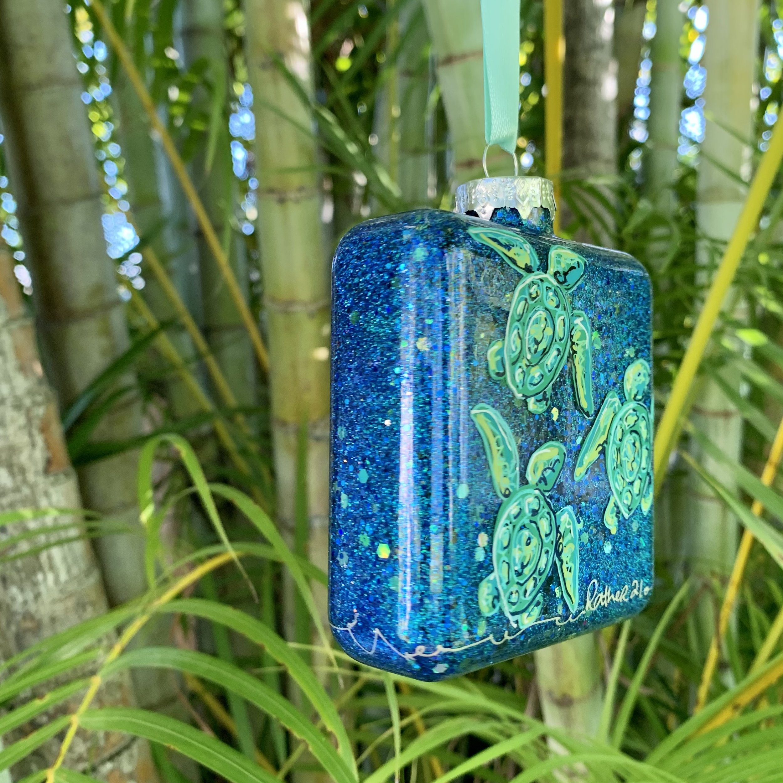 turtles-hand-painted-ornaments-2.jpg