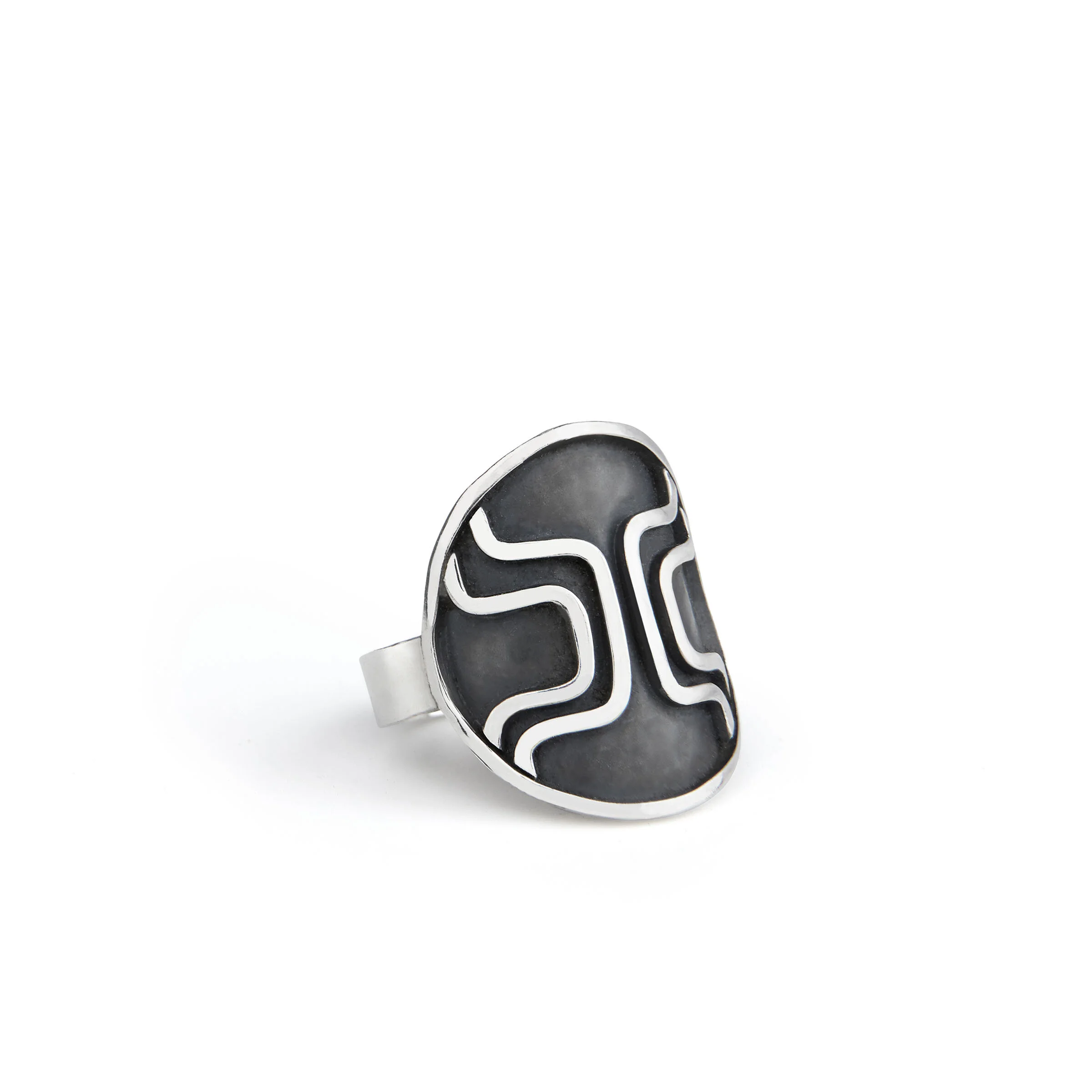Hand fabricated silver ring made in San Francisco by Denise Heffernan