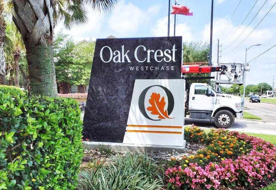 Oak Crest Monument.jpg