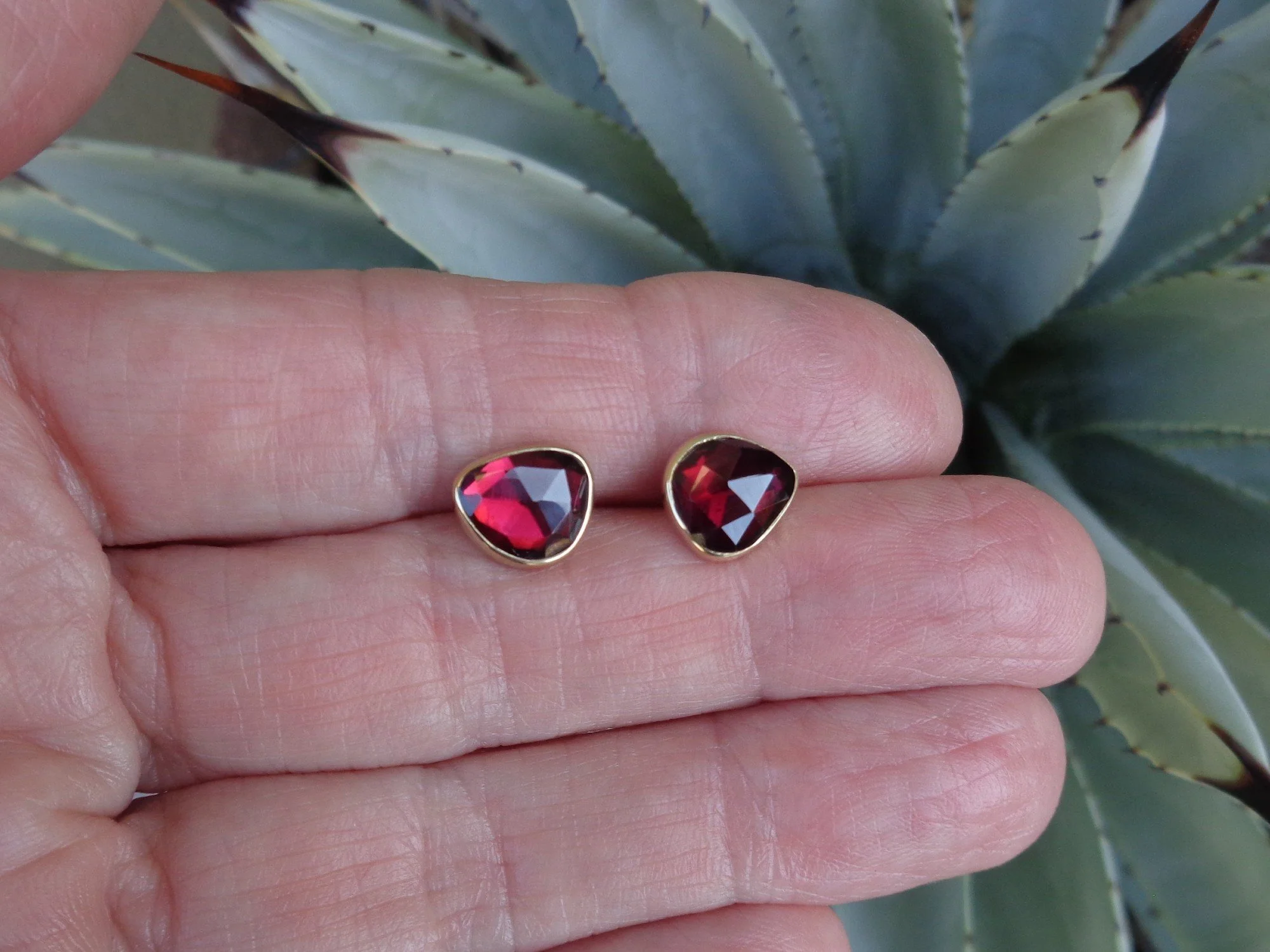 garnet post earrings x.jpg