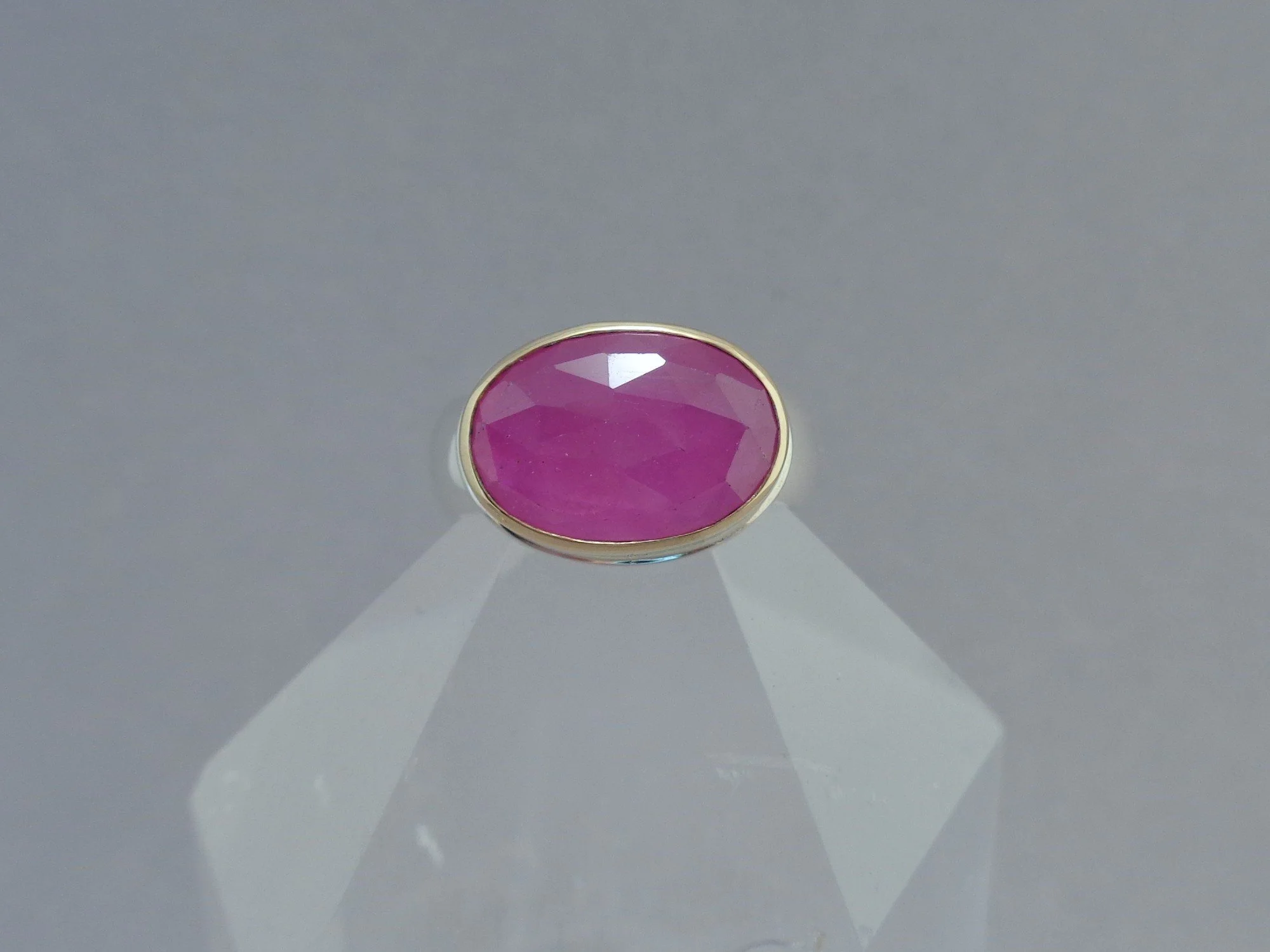 bright pink ruby ring x.jpg
