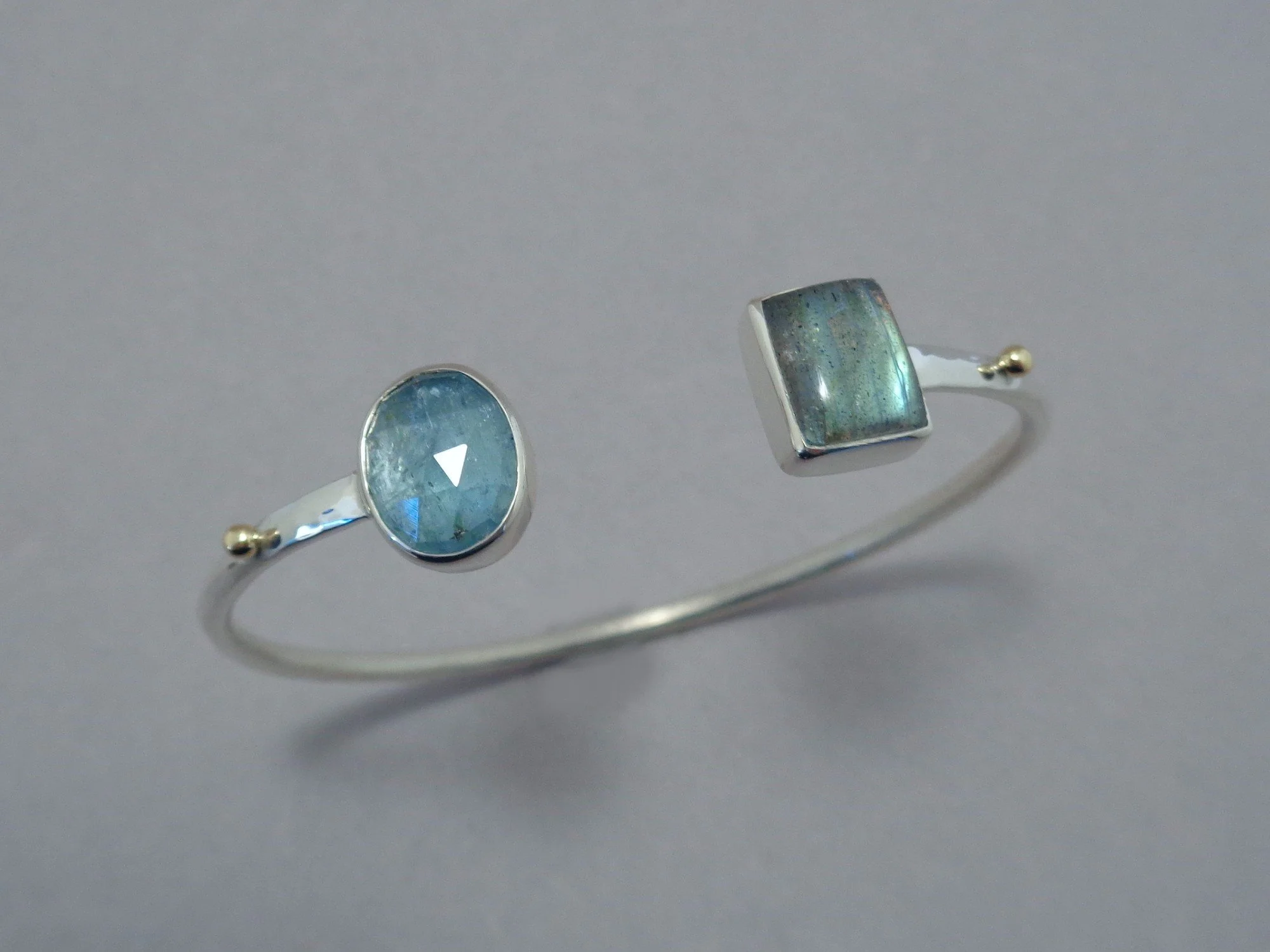 blue and green gemstone bracelet x.jpg