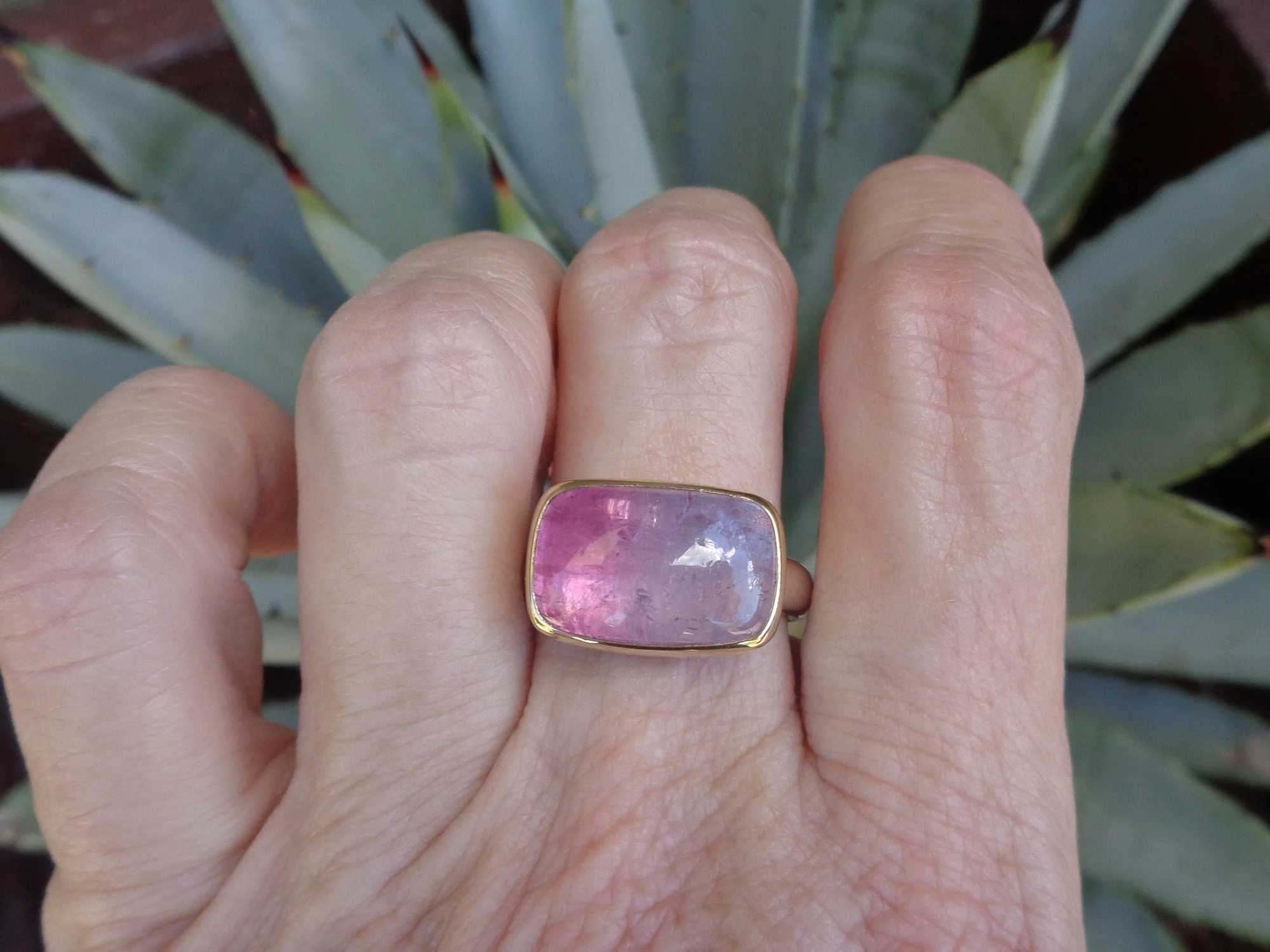 unique stone ring x.jpg