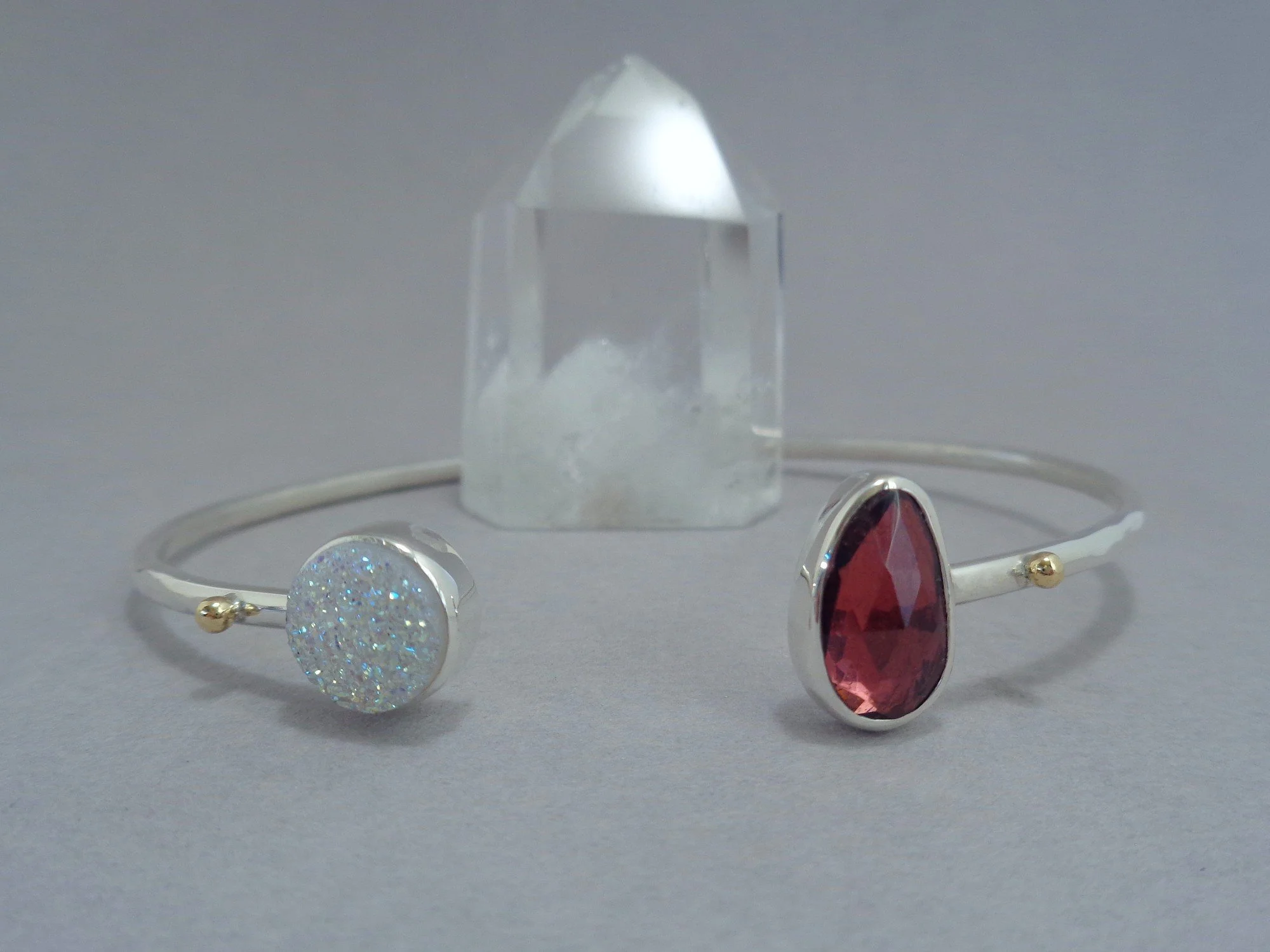 white and salmon pink stone bracelet x.jpg