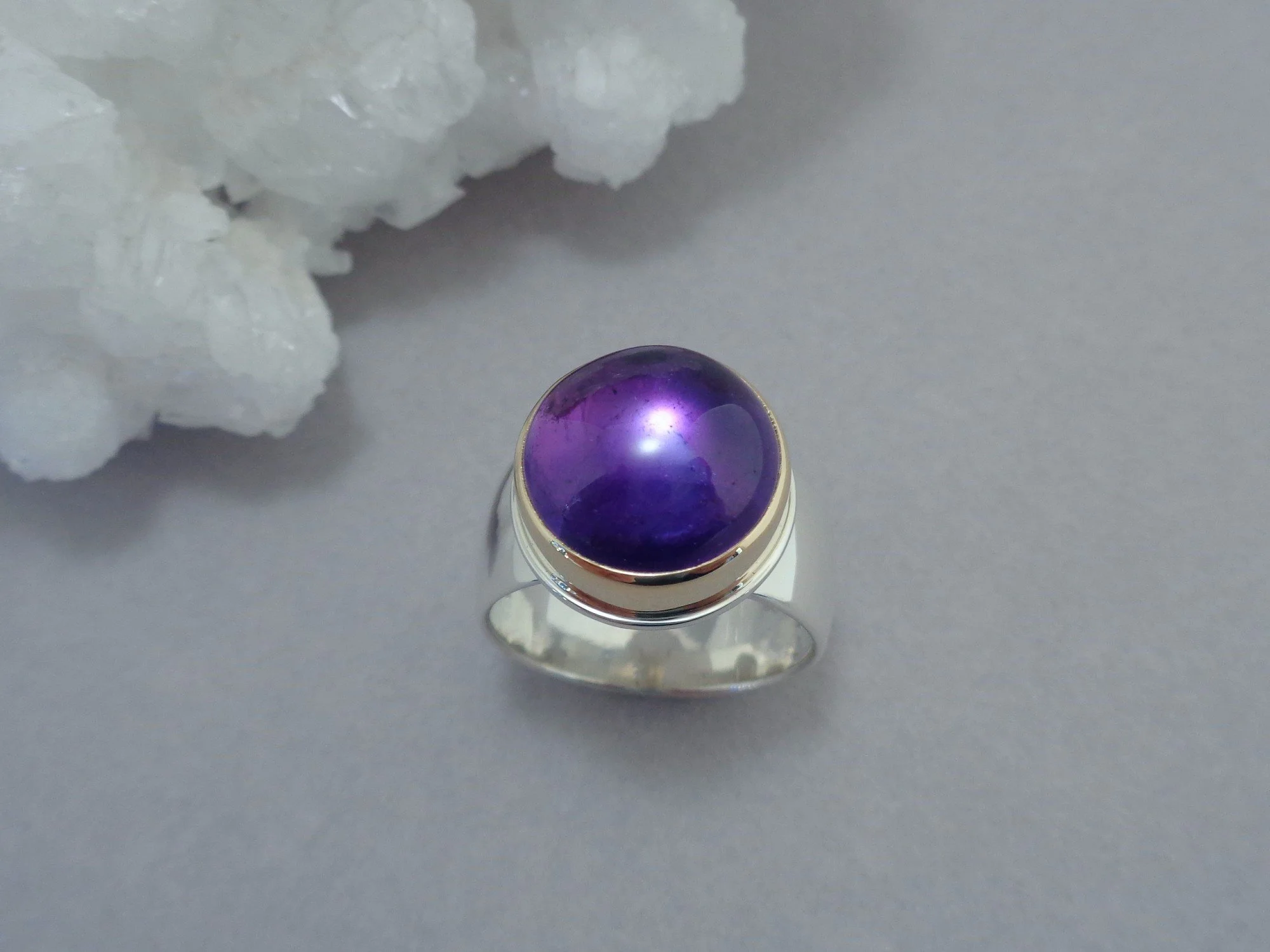 round amethyst ring x.jpg