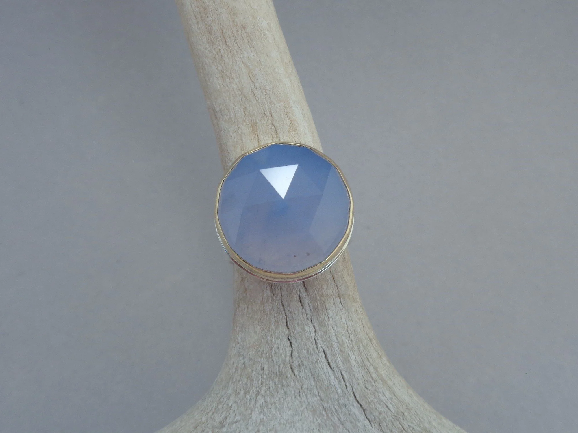 round blue chalcedony ring x.jpg