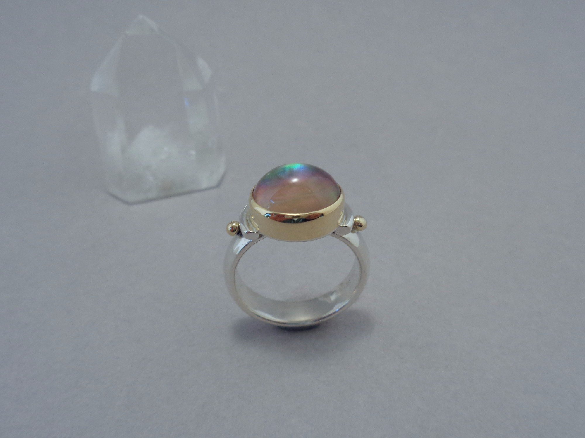 oval brown MOP ring x.jpg