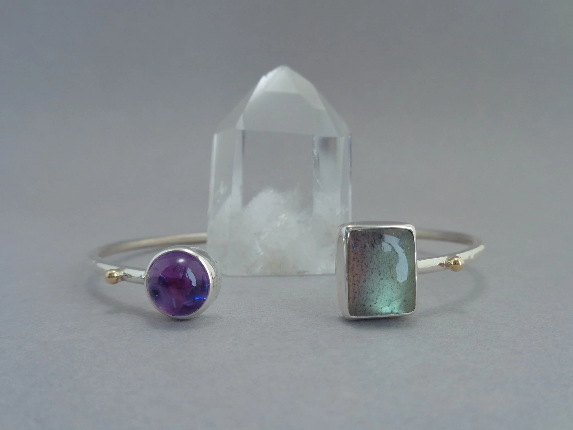 bracelet with labradorite and amethsyt x.jpg