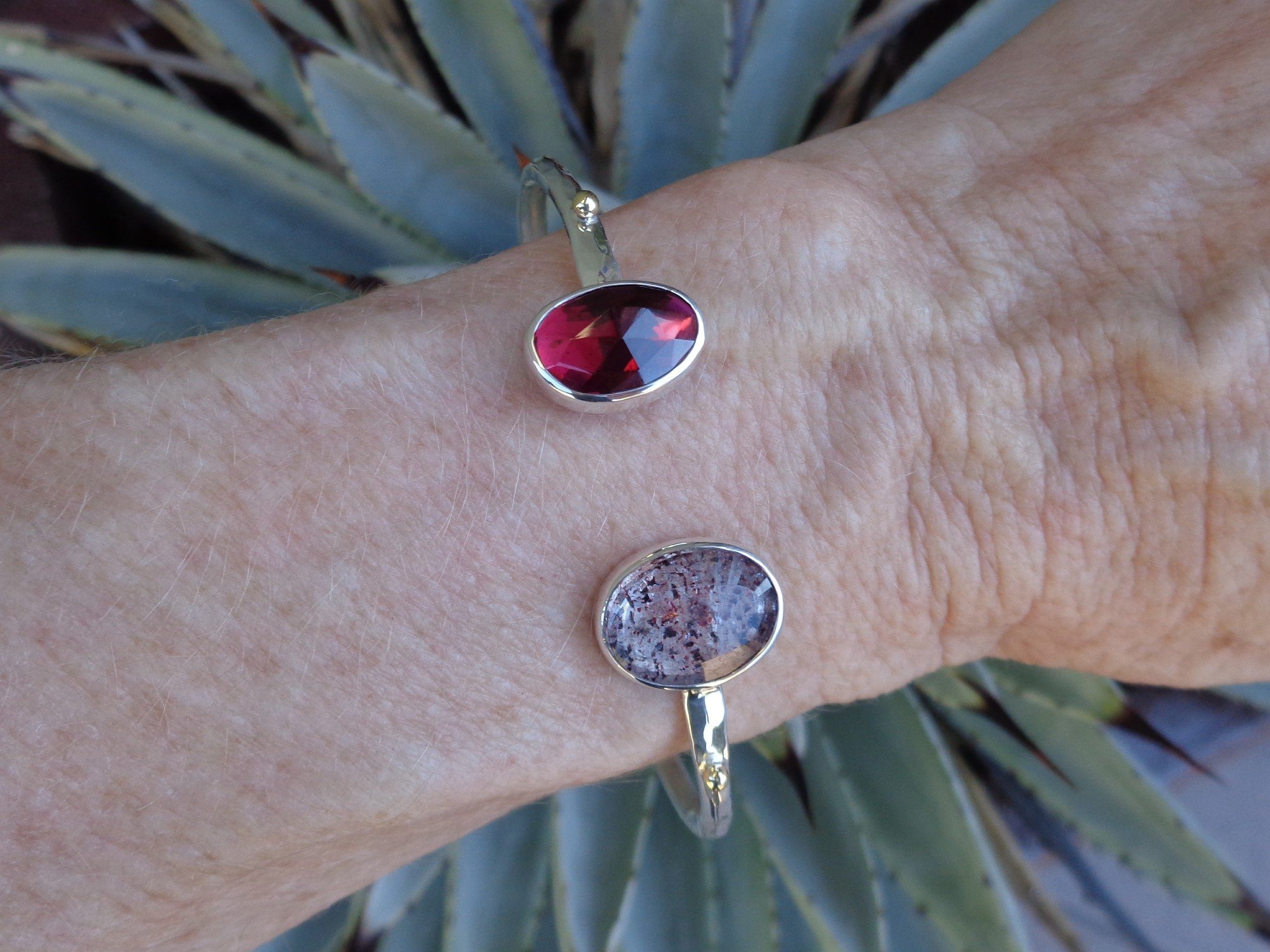 rose cut garnet and strawberry quartz bracelet x.jpg