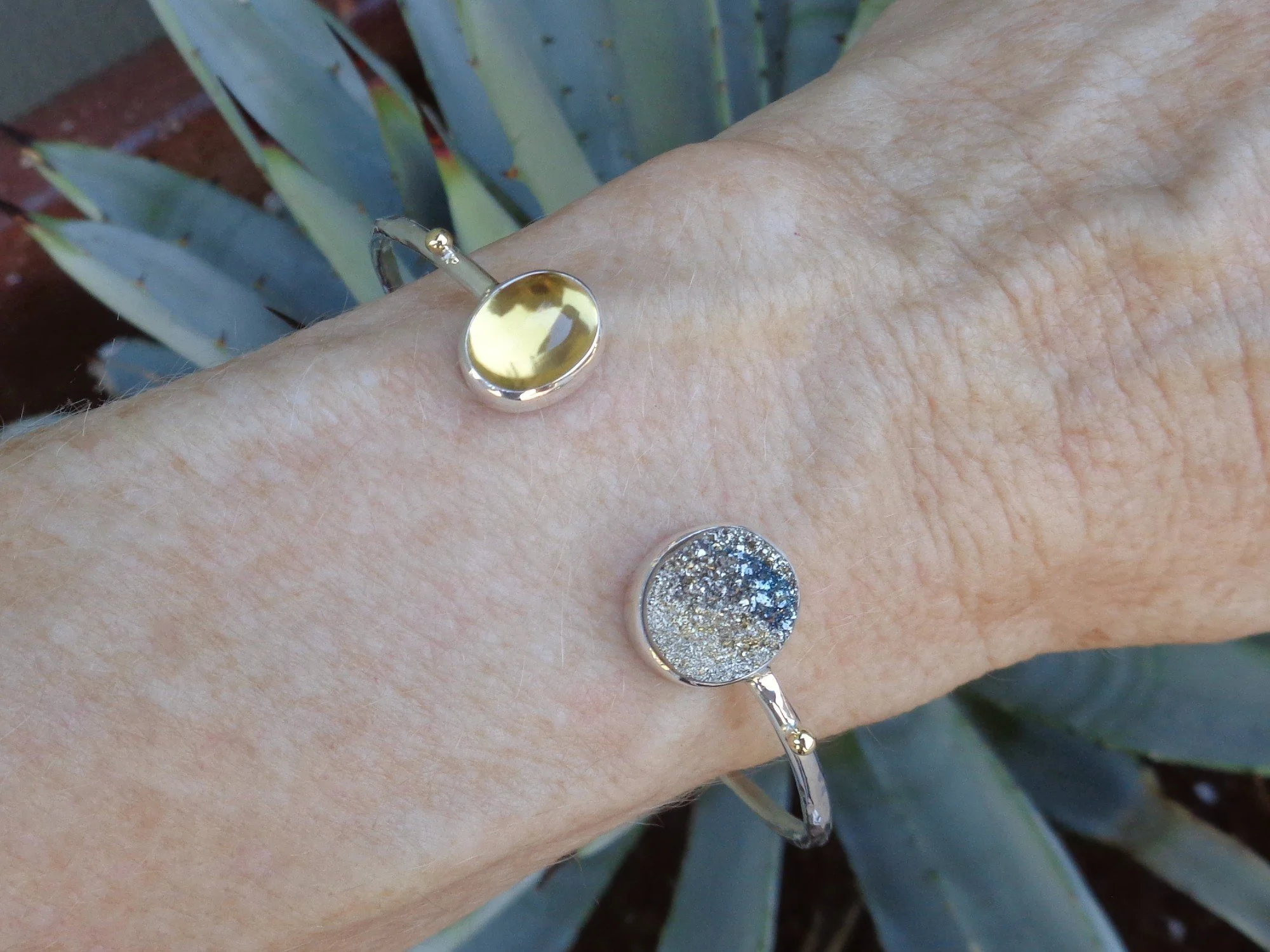 simple cuff with stones x.jpg