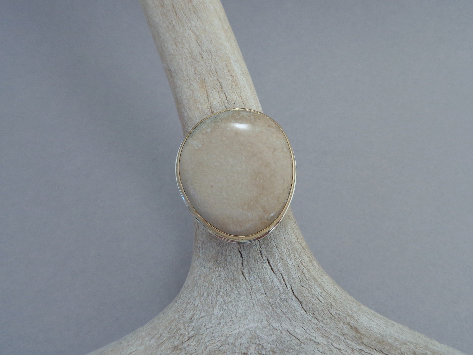 bold creamy tan stone ring x.jpg