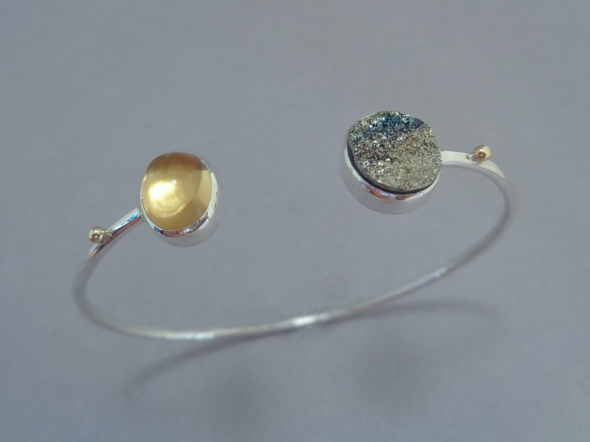golden yellow gems bracelet x.jpg